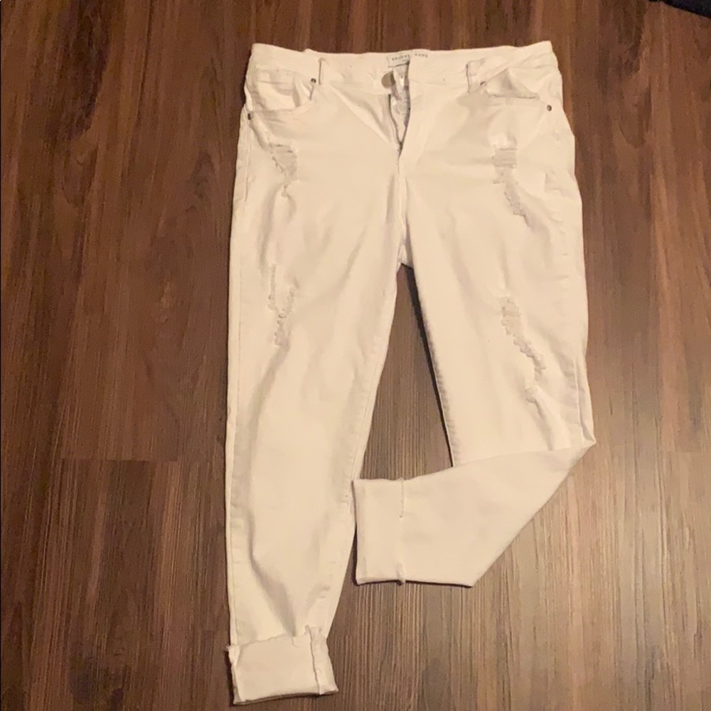 Ripped white jeans